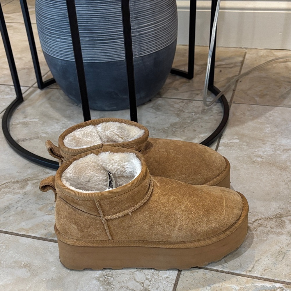 Warm Tan Suede Ankle Boots with Plush Lining